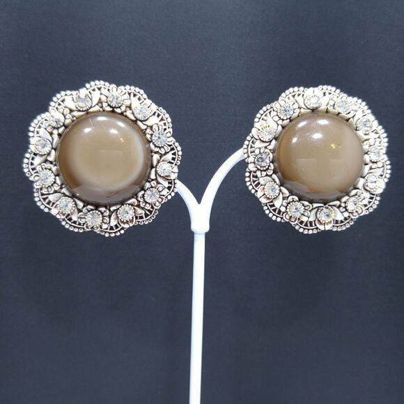 1950s Lucite Moonglow Clip Earrings Floral Rhinestone Large Vintage Jewelry - Picture 8 of 10